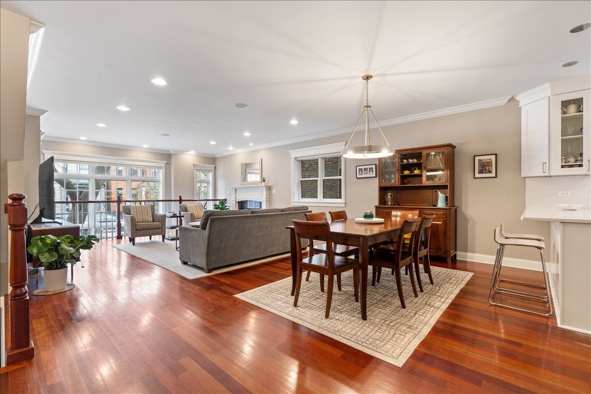 3709 North Wayne Avenue, Unit 1 Chicago, IL 60613 - Photo 11 of 37