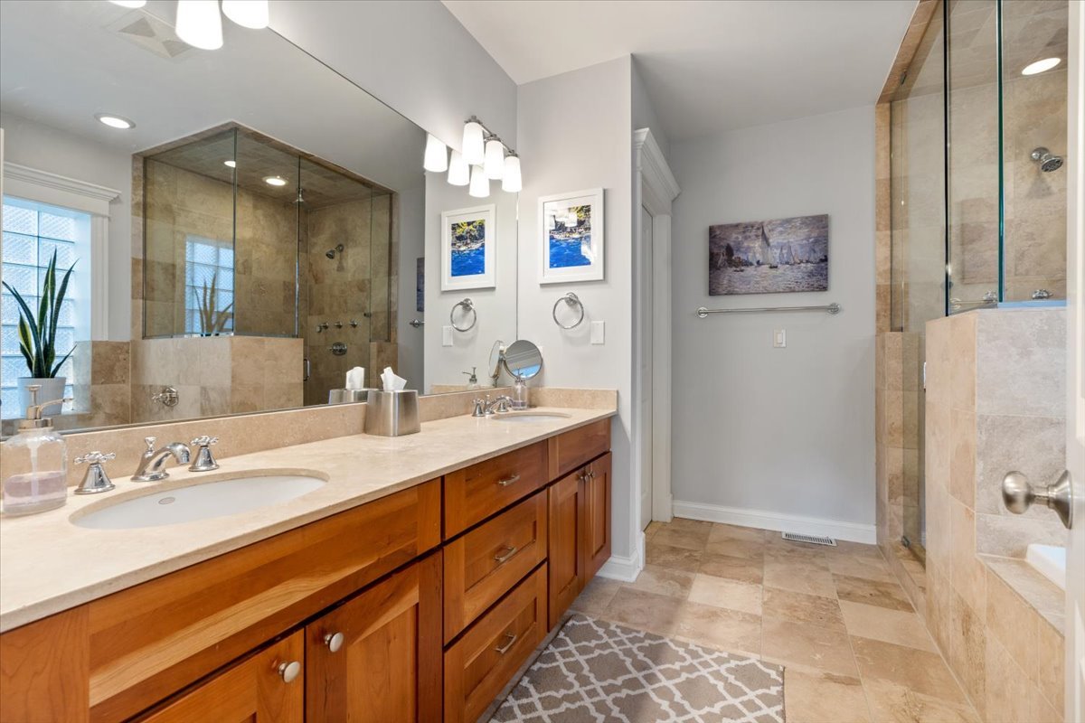 3709 North Wayne Avenue, Unit 1 Chicago, IL 60613 - Photo 20 of 37