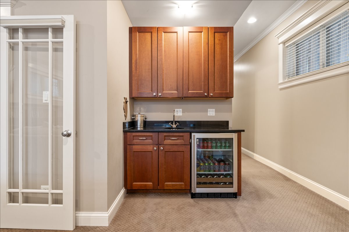 3709 North Wayne Avenue, Unit 1 Chicago, IL 60613 - Photo 29 of 37