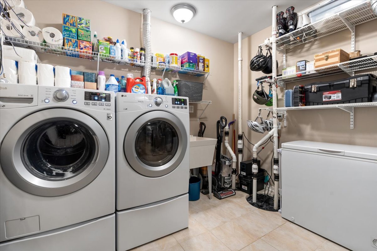3709 North Wayne Avenue, Unit 1 Chicago, IL 60613 - Photo 34 of 37