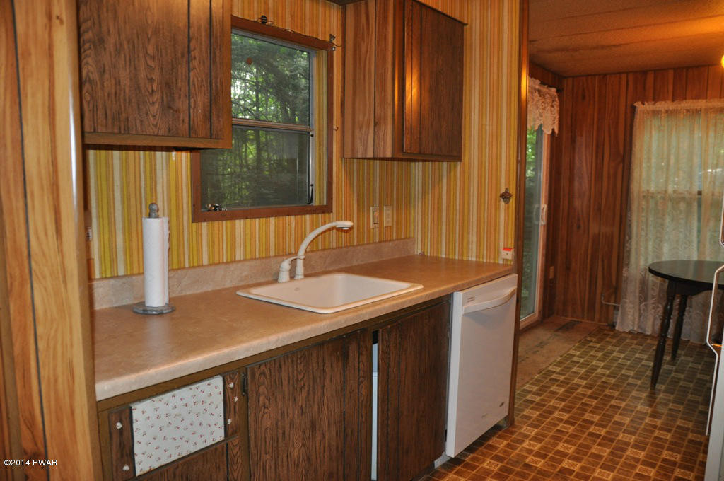 6 Sun Valley Road Newfoundland, PA 18445 - Photo 5 of 20