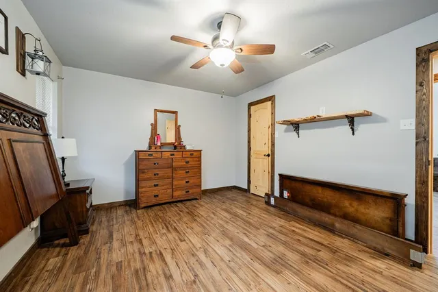 $325,000 | 220 County Road 3324, Emory, TX 75440