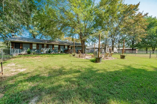 $325,000 | 220 County Road 3324, Emory, TX 75440