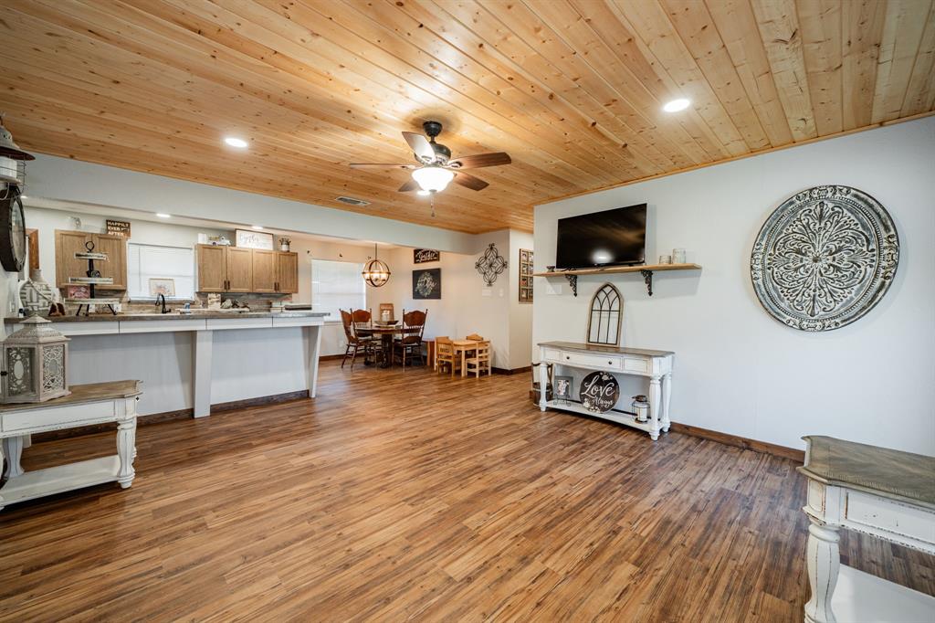 220 County Road 3324 Emory, TX 75440 - Photo 5 of 31