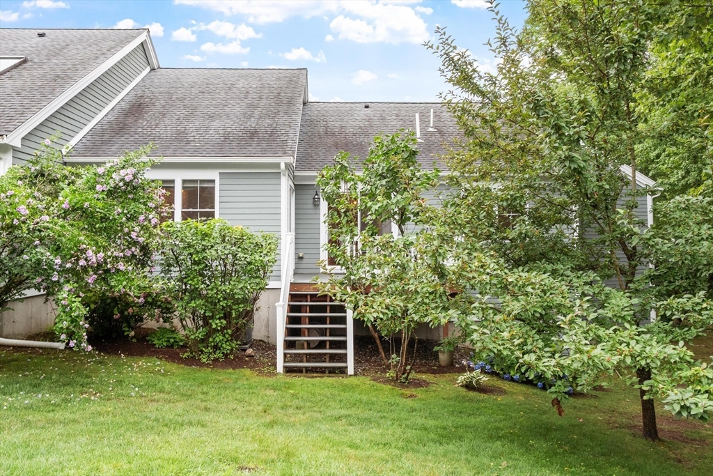 7 Whispering Brook Road, Unit 7 Marlborough, MA 01752 - Photo 38 of 39