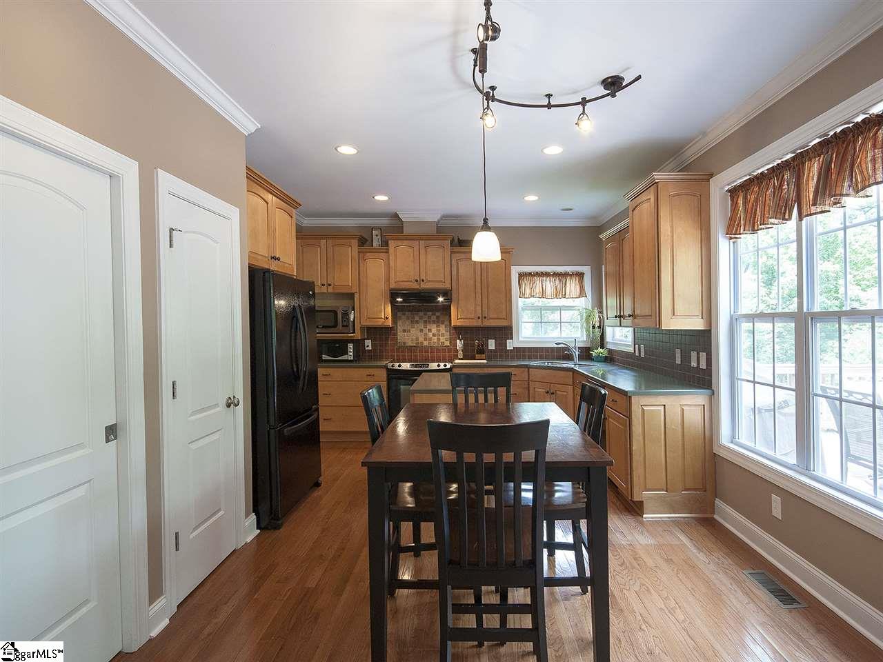 151 Red Maple Circle Easley, SC 29642 - Photo 10 of 36 Gallery Image 10
