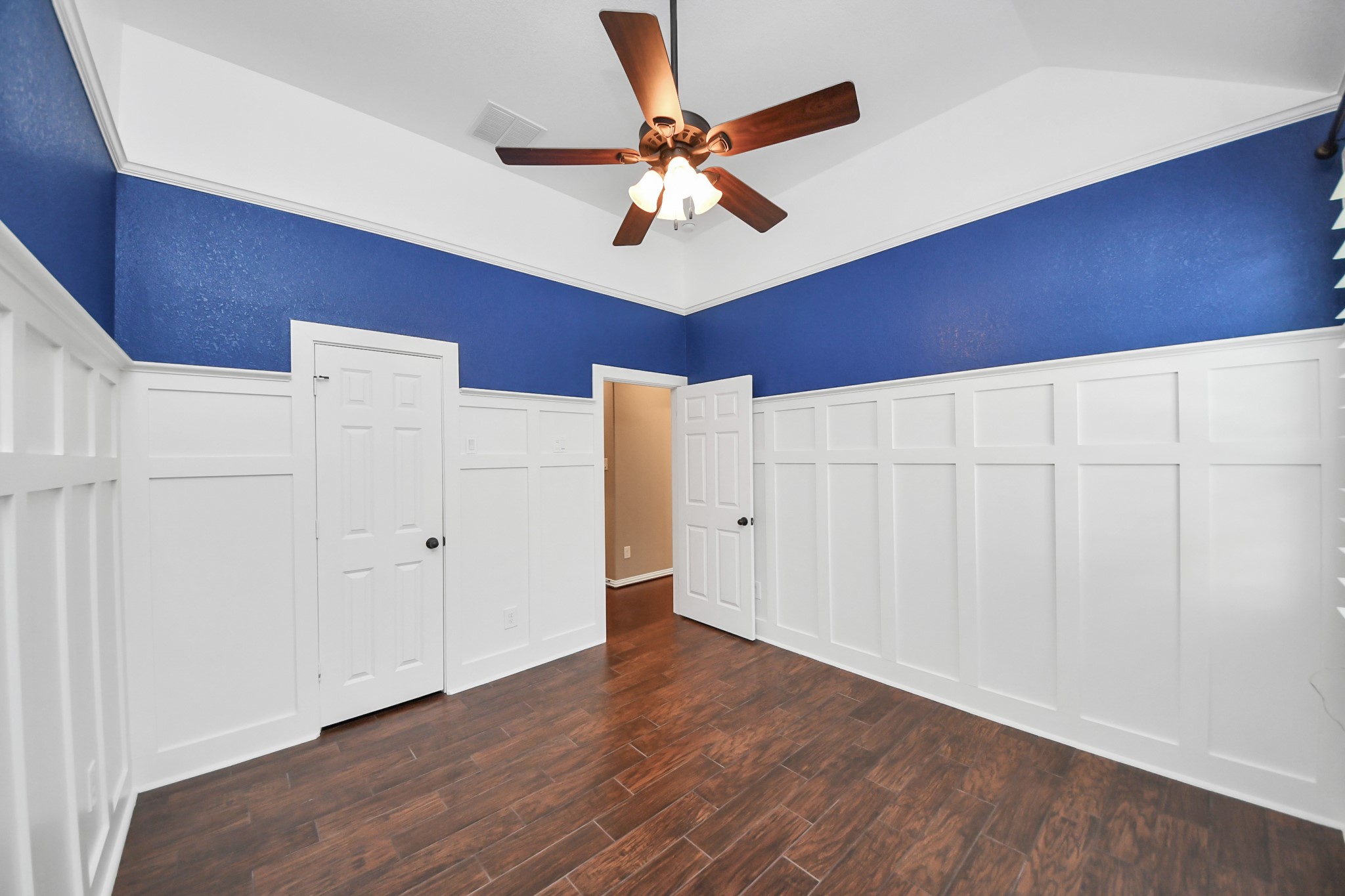 3115 Currant Drive Manvel, TX 77578 - Photo 33 of 48 Bedroom 2 with custom paneling