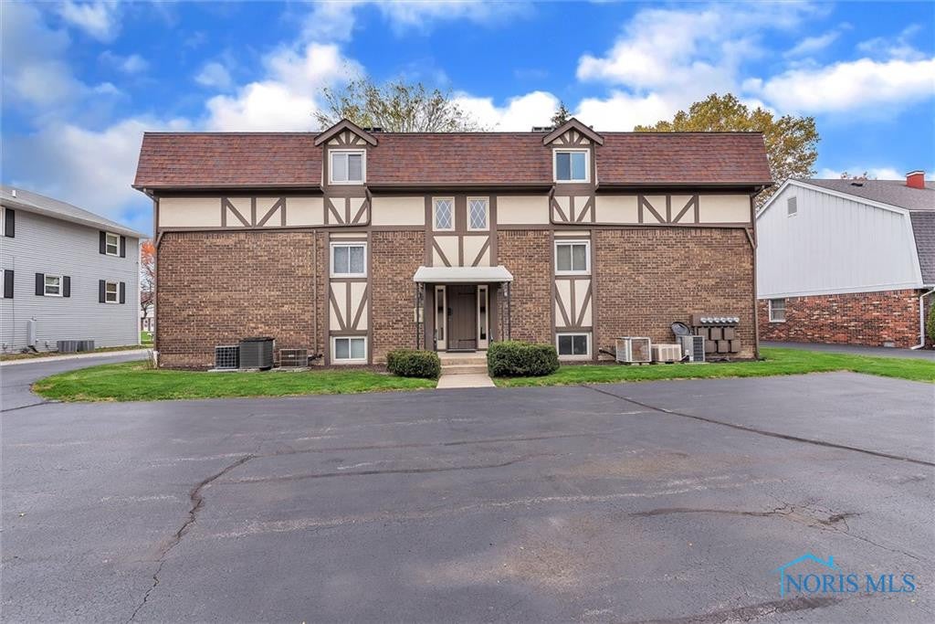 2233 Rockspring Road, Unit 1A Toledo, OH 43614 - Photo 24 of 26 Gallery Image 24