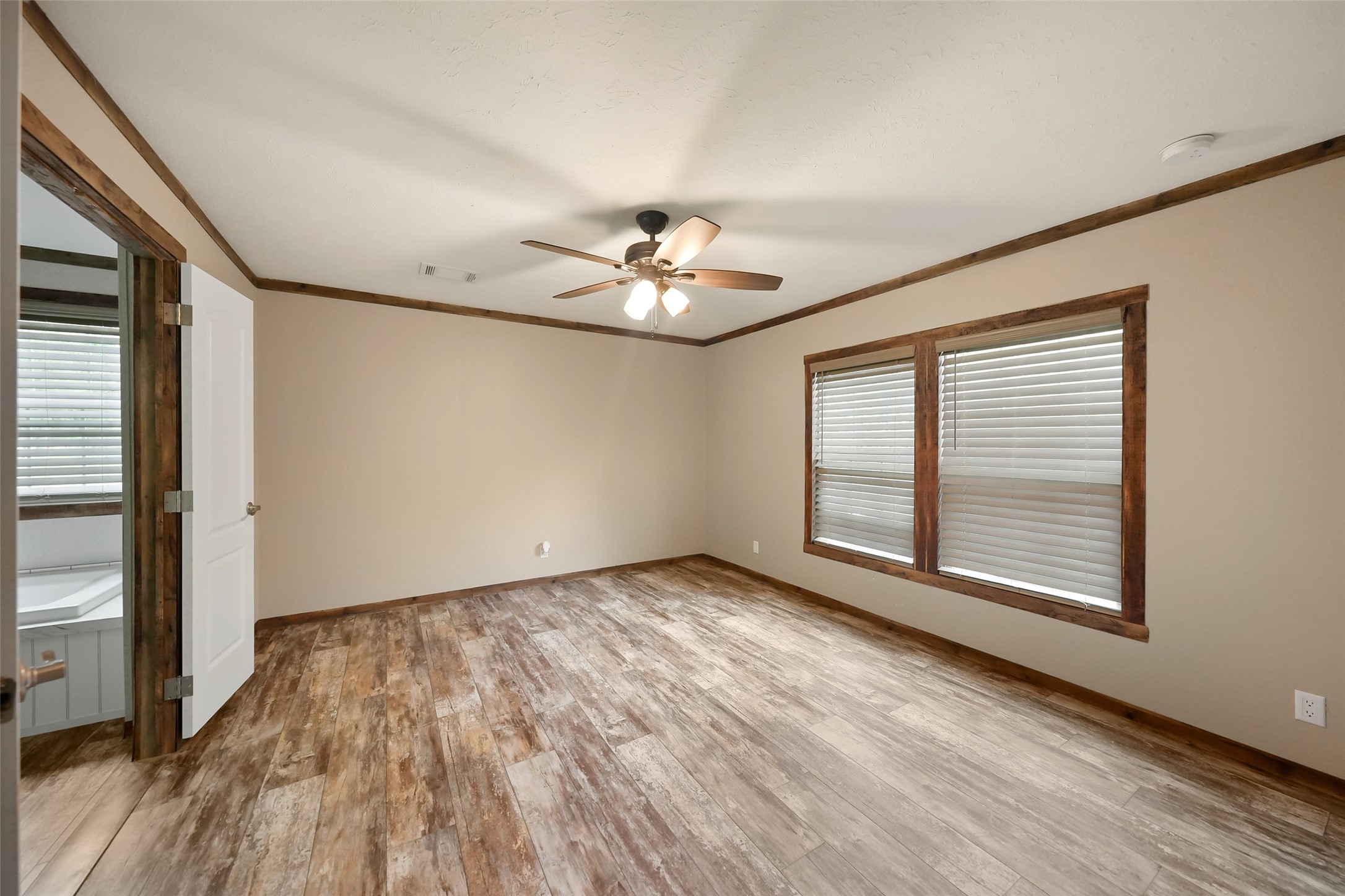 577 Winding River Road South Oakhurst, TX 77359 - Photo 17 of 44