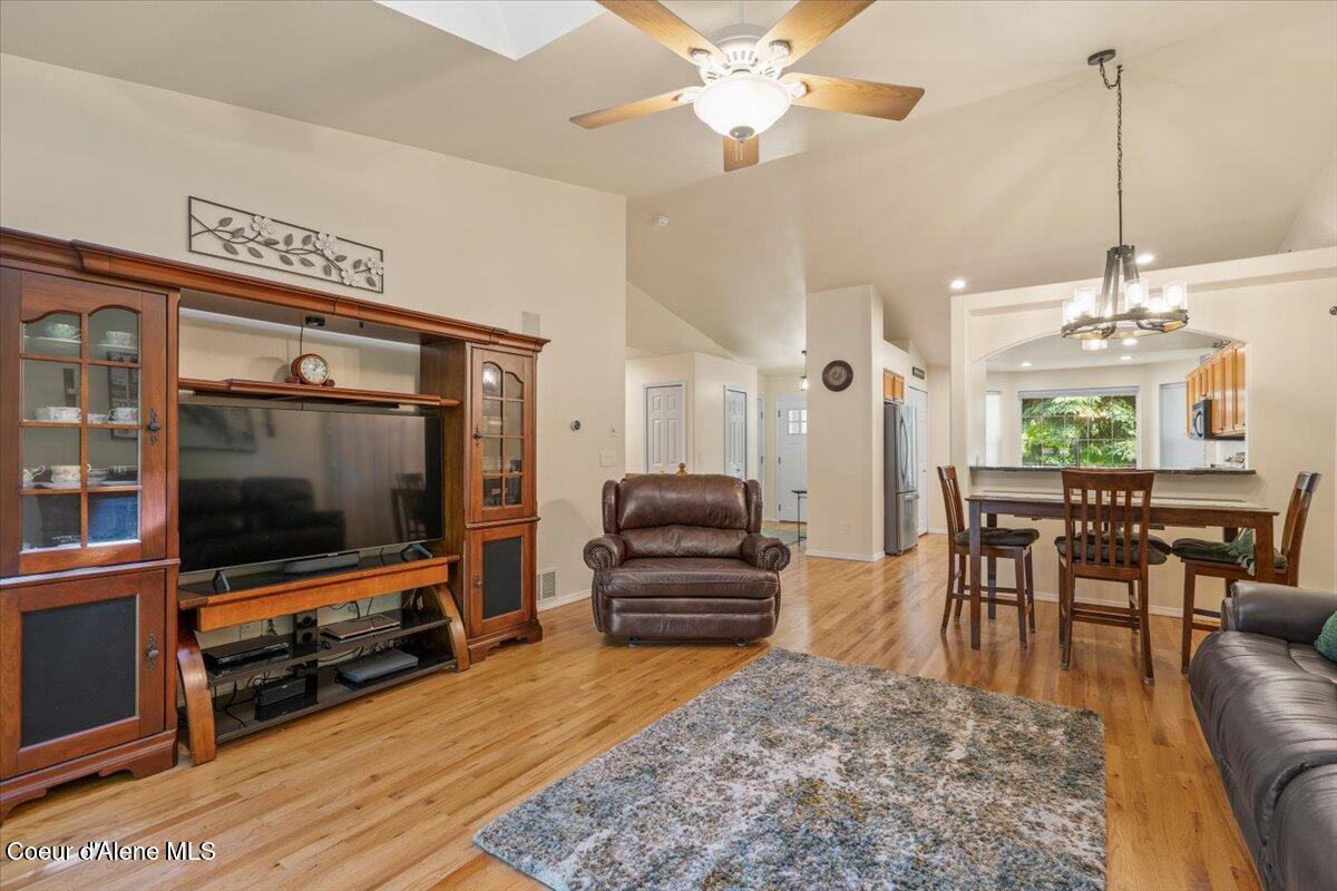 5765 North Carlisle Road Coeur D'Alene, ID 83815 - Photo 13 of 62 13-Living Room