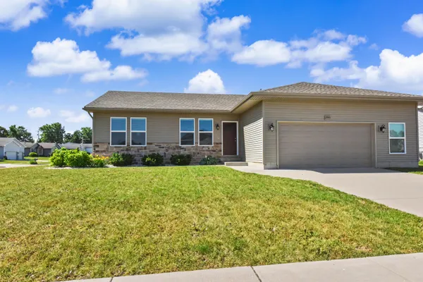 $339,000 | 2901 Guinness Drive, Janesville, WI 53546