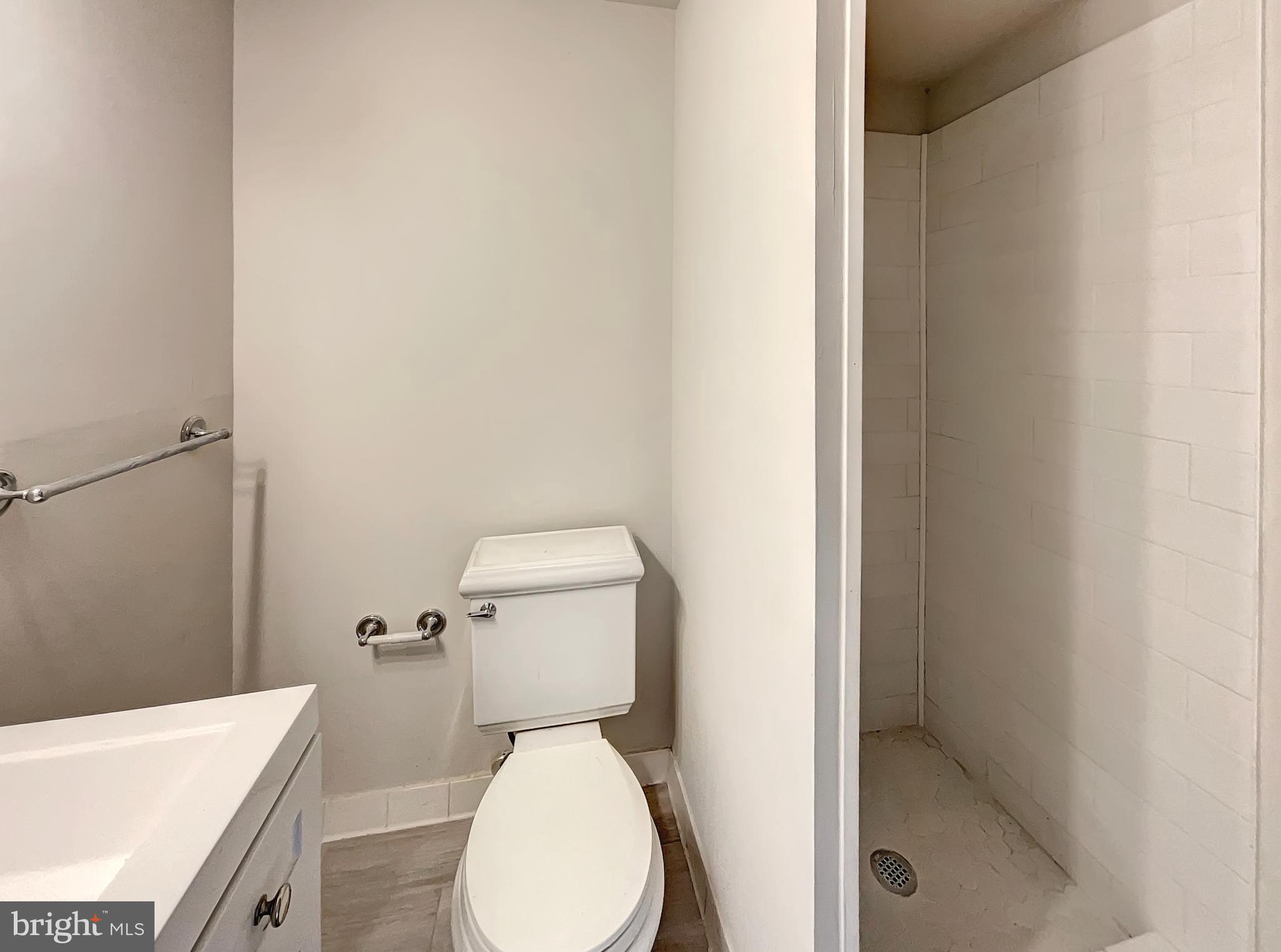 4805 Wakefield Chapel Road Annandale, VA 22003 - Photo 17 of 18