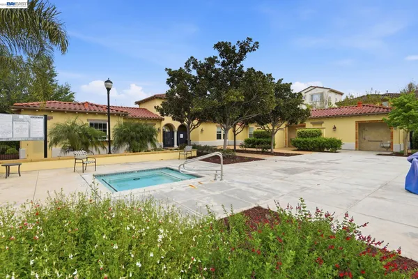 $799,999 | 152 Heligan Lane, Unit 15, Livermore, CA 94551