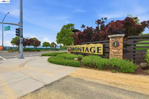 $799,999 | 152 Heligan Lane, Unit 15, Livermore, CA 94551