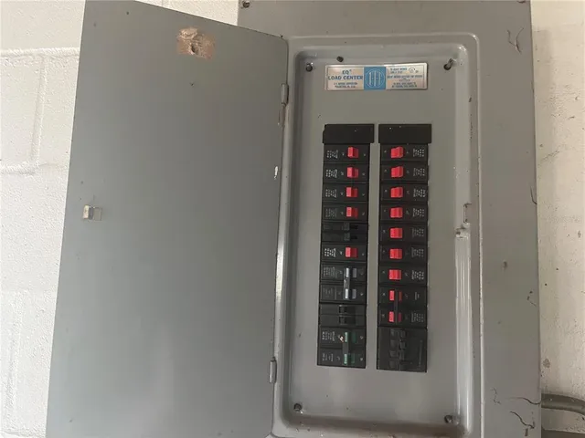 a room with window and a walk in closet