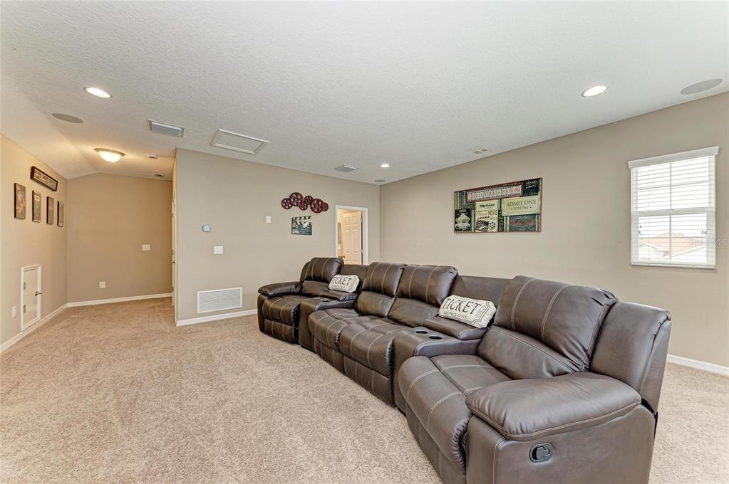 7926 111th Terrace East Parrish, FL 34219 - Photo 38 of 68 a living room with furniture and a window
