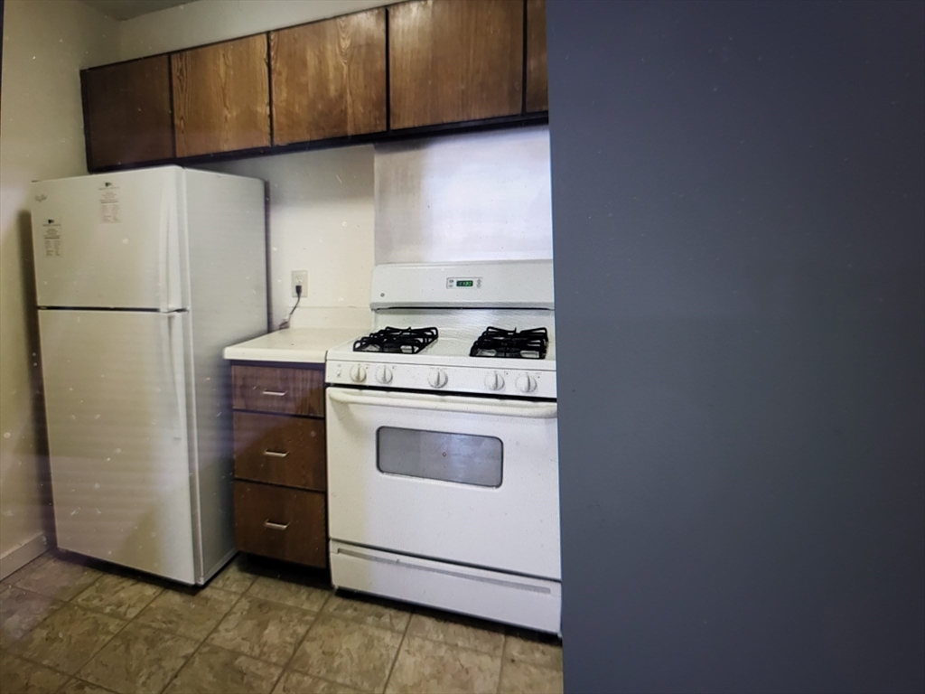 77 Pond Avenue, Unit 612 Brookline, MA 02445 - Photo 5 of 16