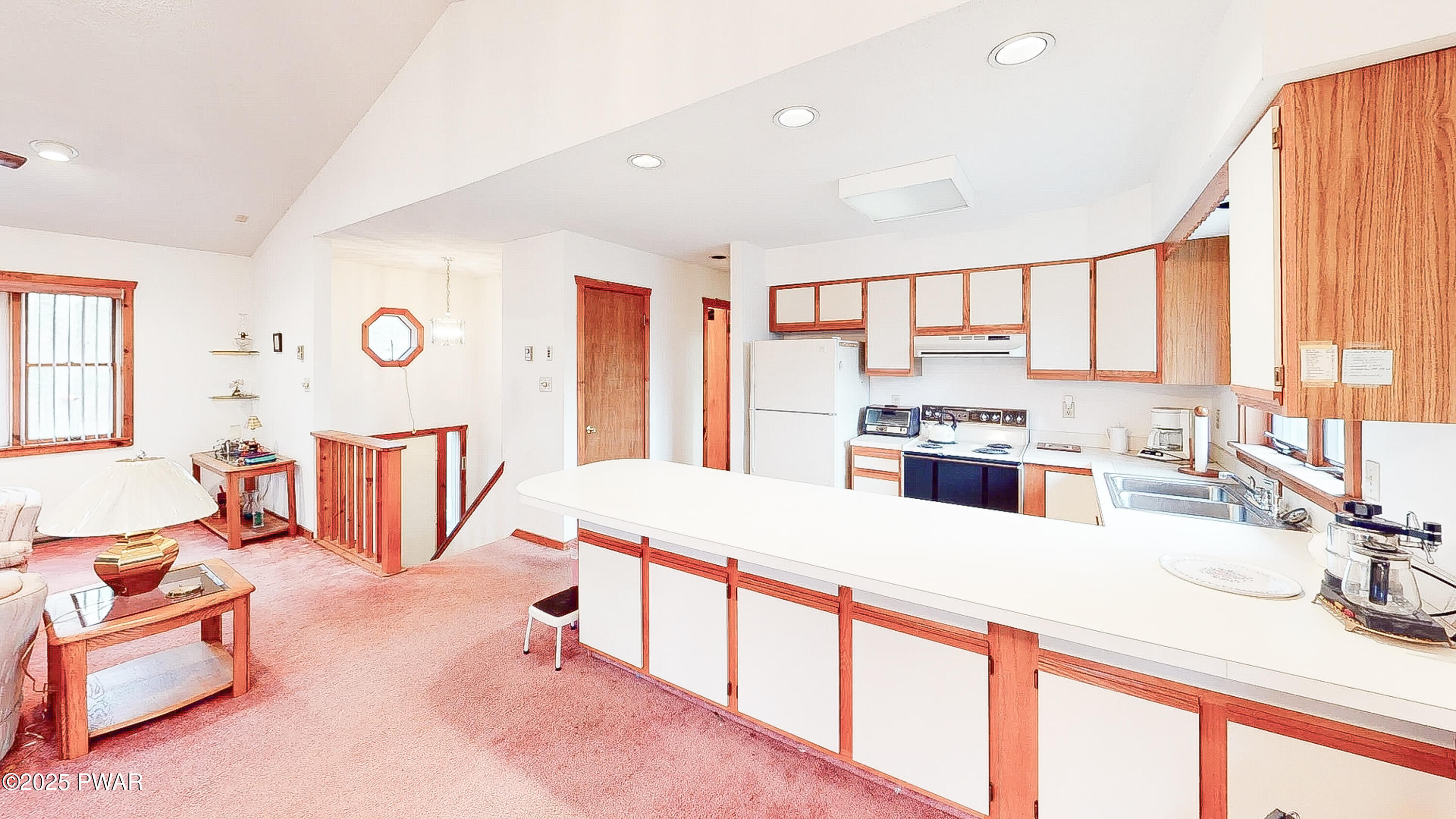 133 Pebble Rock Road Lackawaxen, PA 18435 - Photo 4 of 37