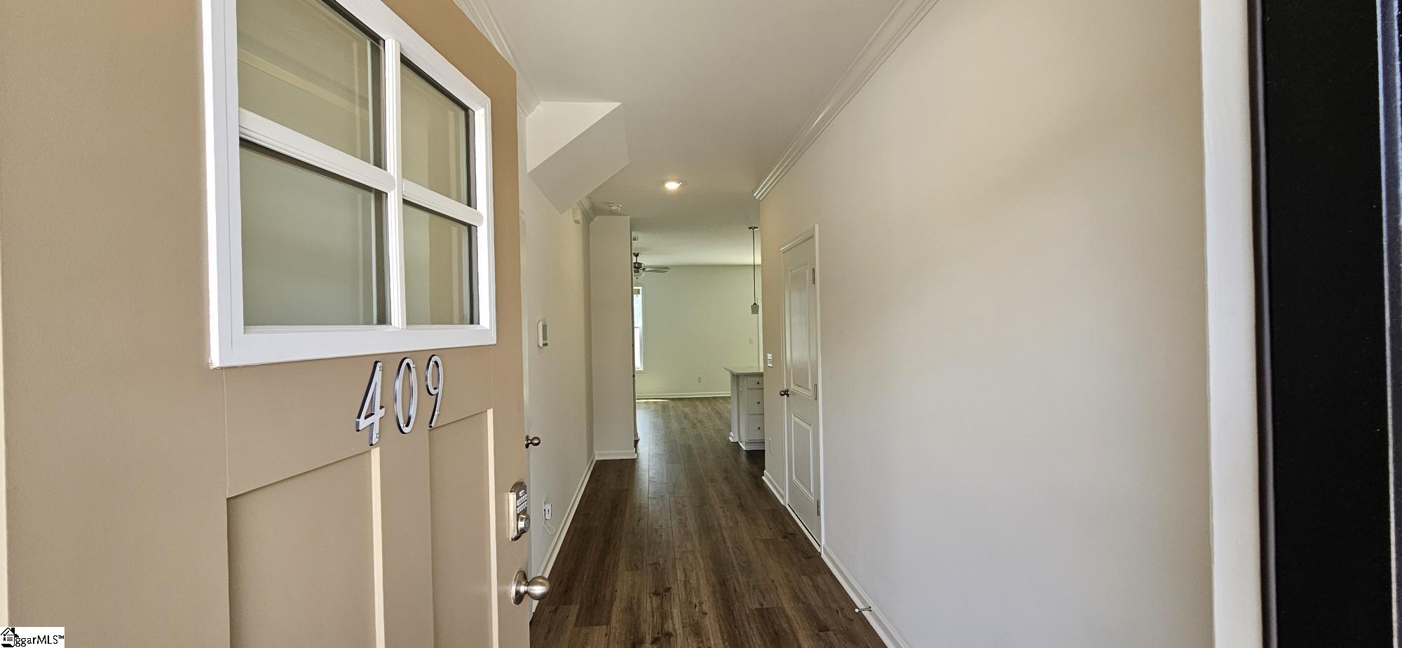 409 Belgrove Way Easley, SC 29640 - Photo 2 of 15