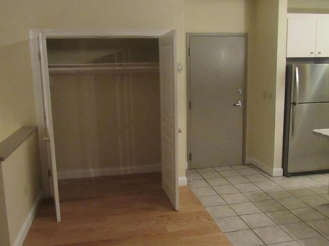 452 Hanover Street, Unit 102 Boston, MA 02113 - Photo 4 of 17 Gallery Image 4