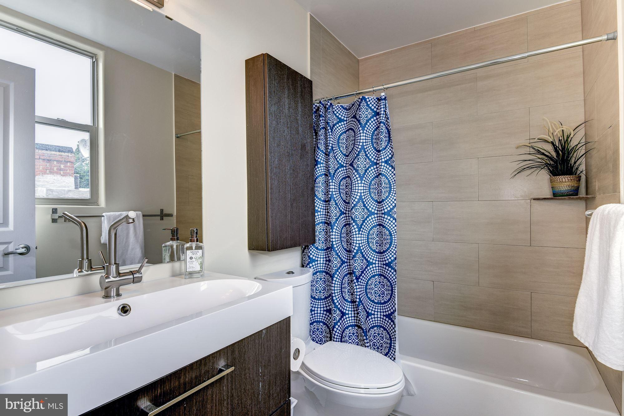 1811 3rd Street Northeast, Unit 2 Washington, DC 20002 - Photo 22 of 28 Bath