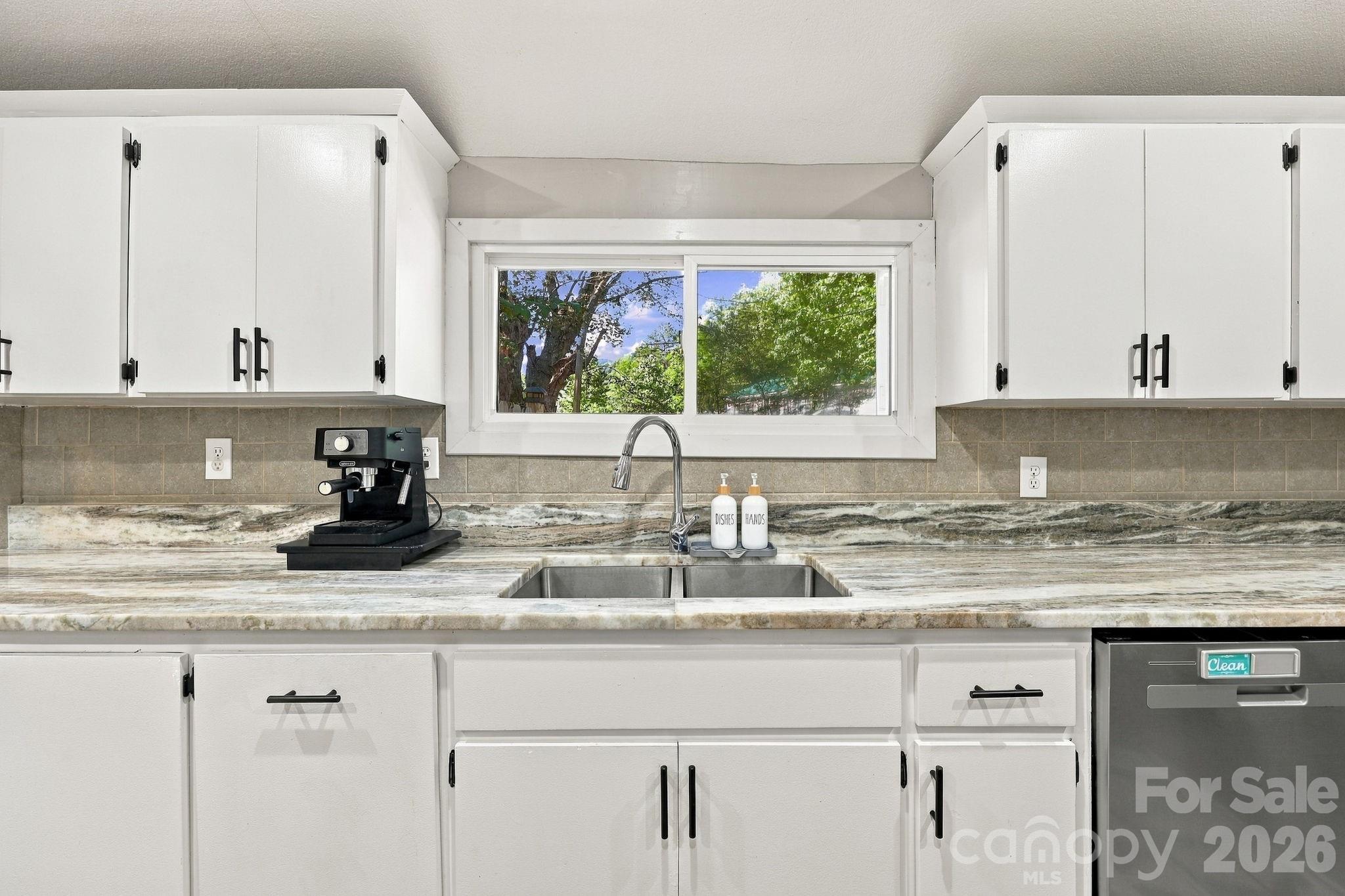 16 Warren Creek Road Candler, NC 28715 - Photo 12 of 47 Gallery Image 12