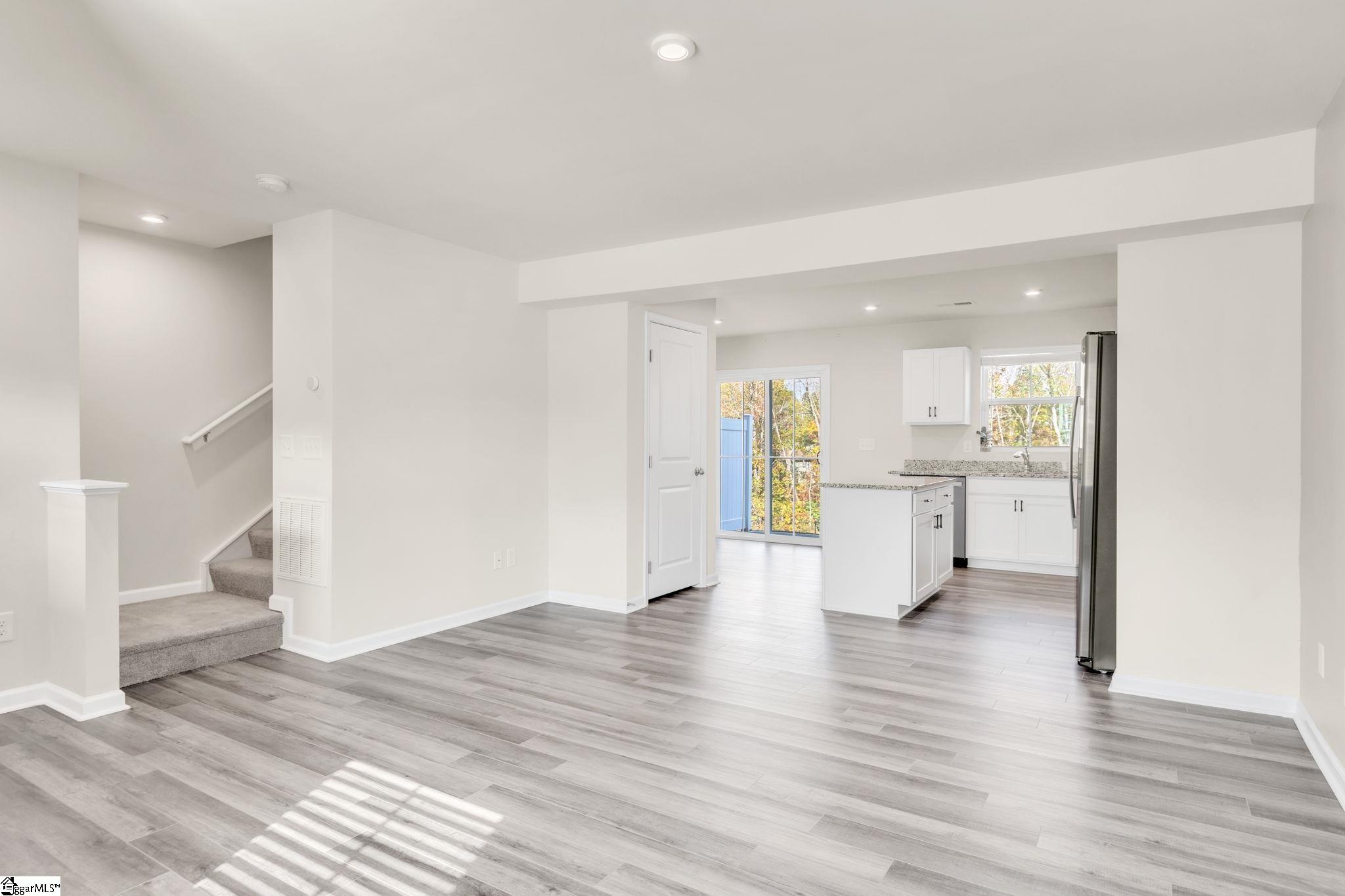 206 Juglans Way Greer, SC 29651 - Photo 7 of 36 Gallery Image 7