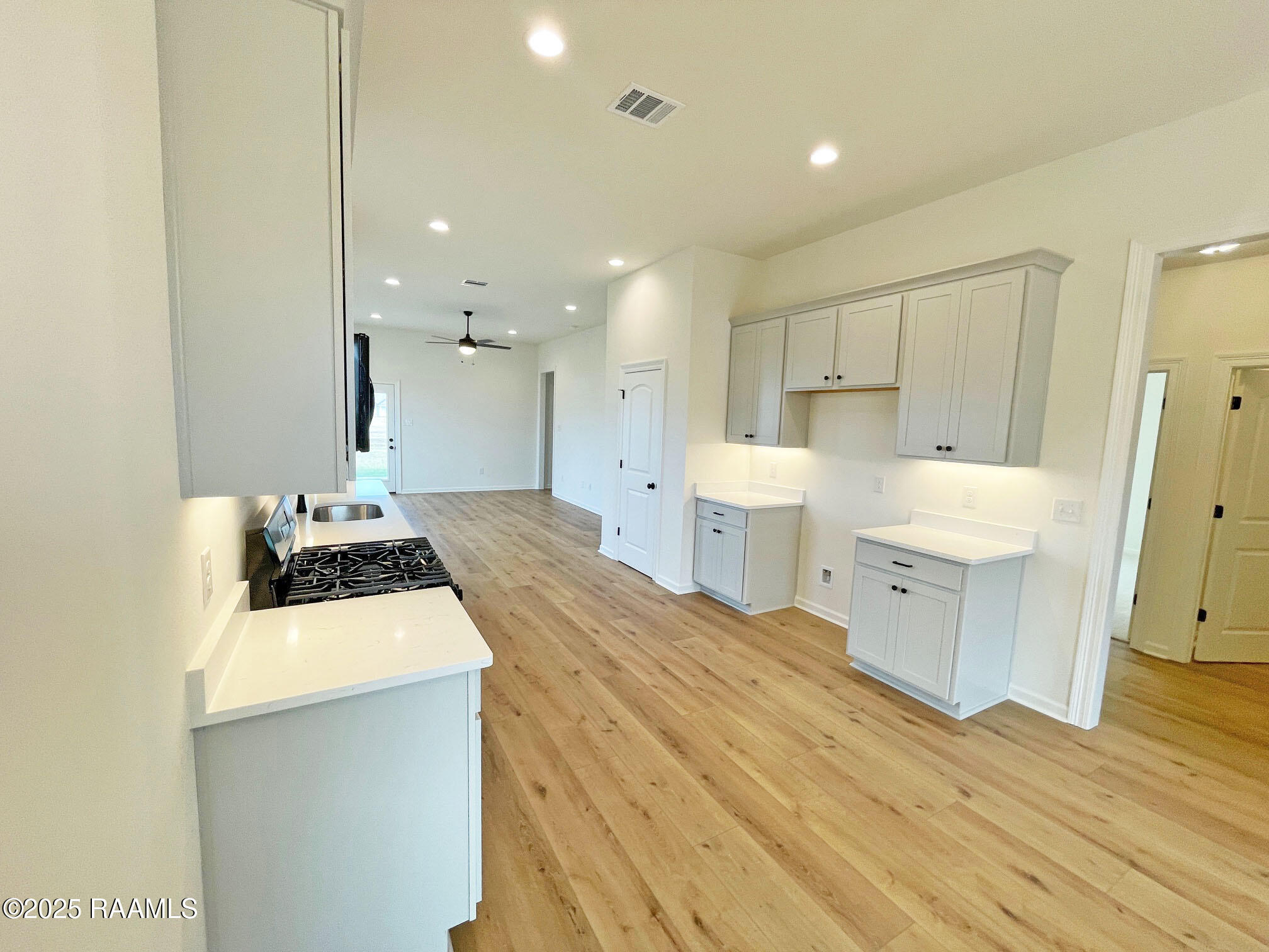 106 Dawson Maurice, LA 70555 - Photo 5 of 14 KITCHEN