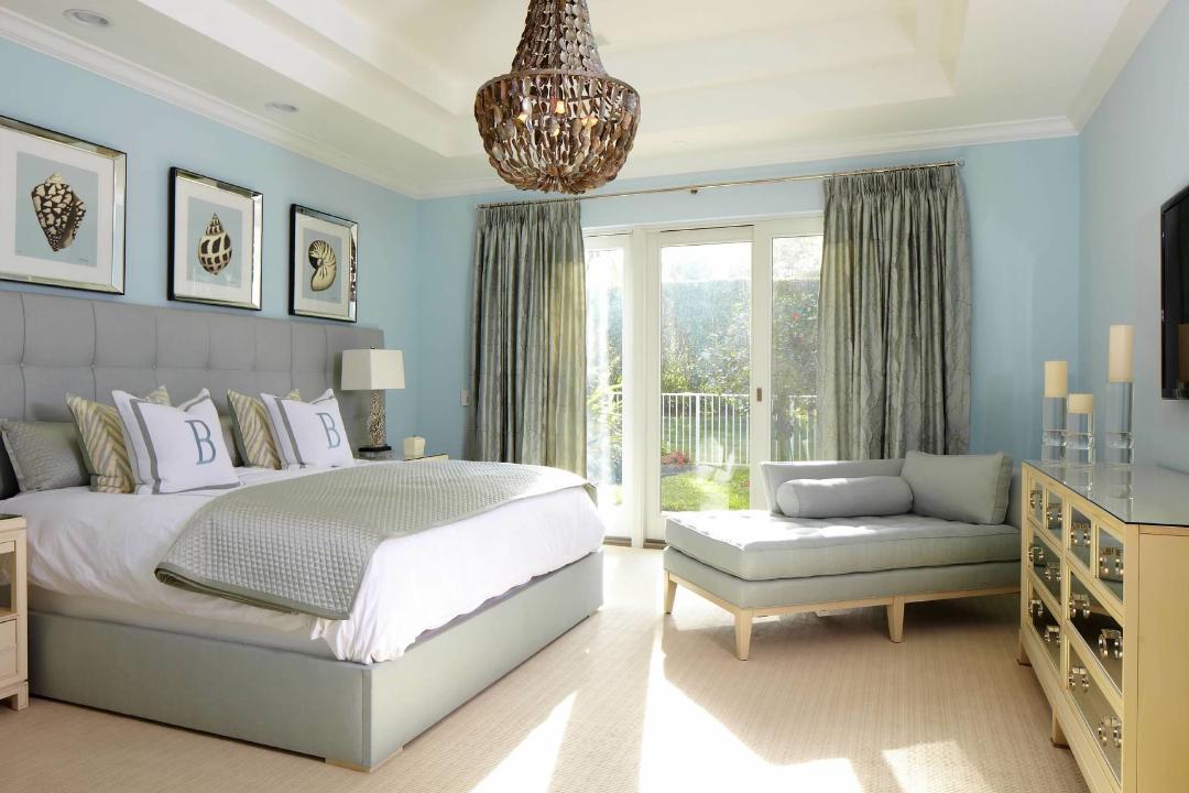 4191 Briarcliff Circle Boca Raton, FL 33496 - Photo 18 of 37 a living room with a bed furniture and a large window