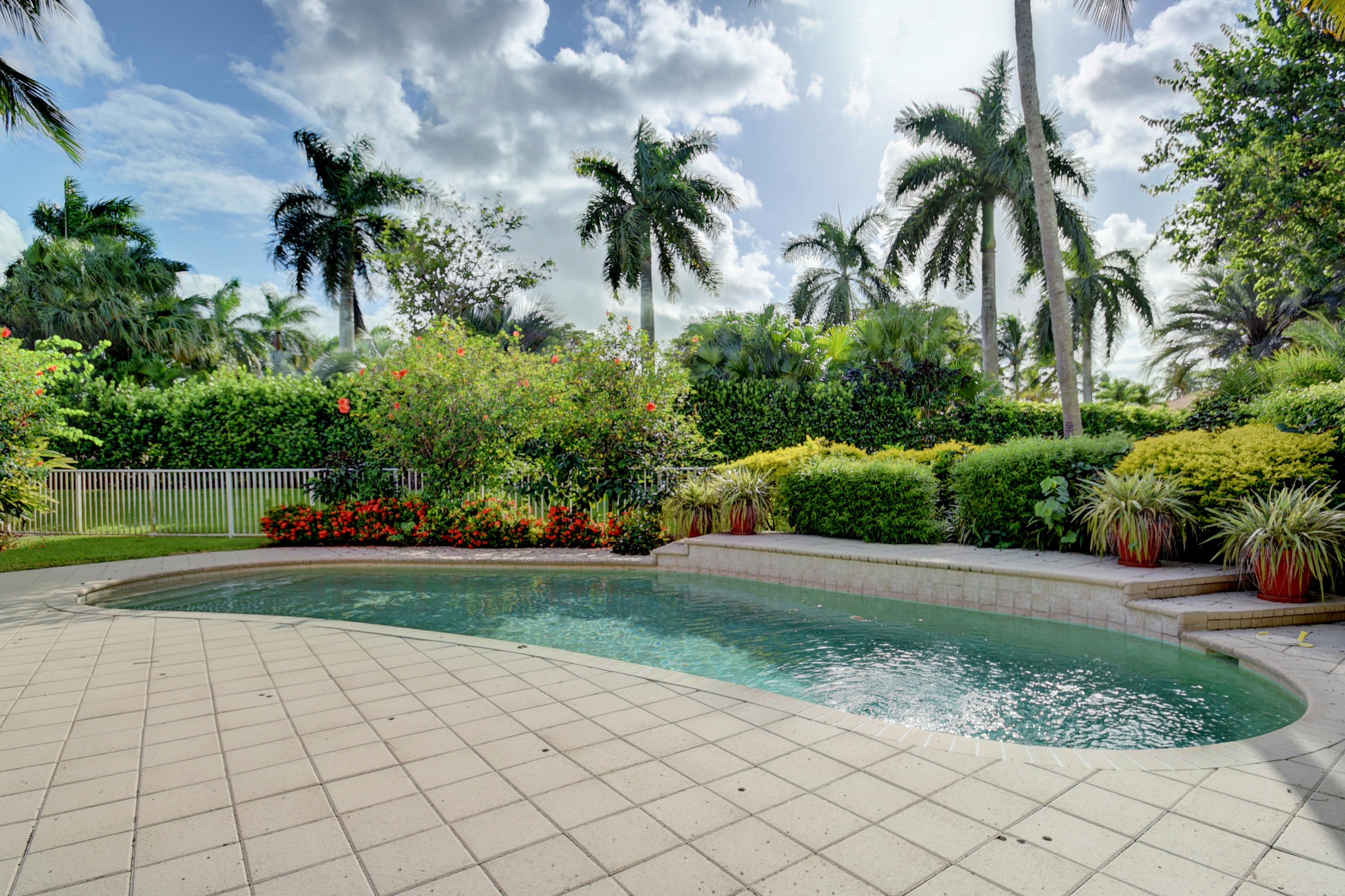 4191 Briarcliff Circle Boca Raton, FL 33496 - Photo 36 of 37 a view of a backyard