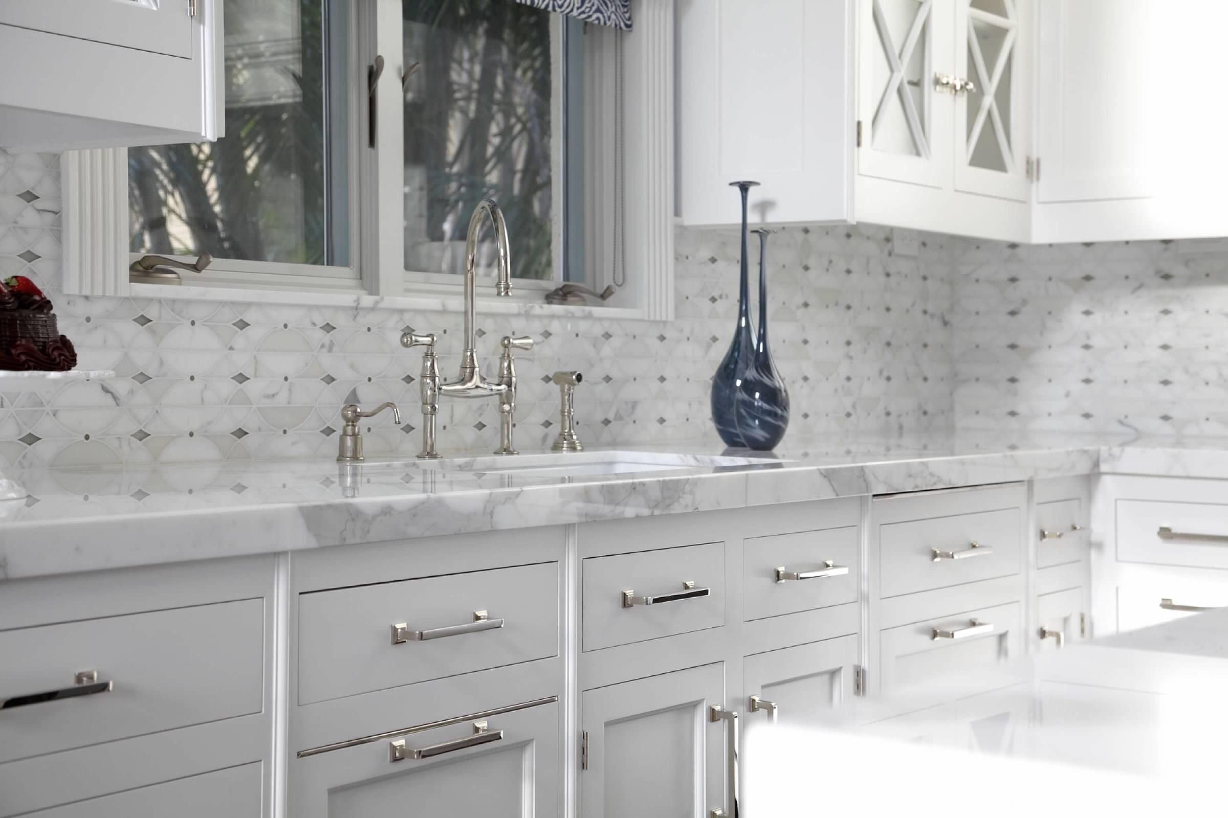 4191 Briarcliff Circle Boca Raton, FL 33496 - Photo 10 of 37 a kitchen with a sink and cabinets