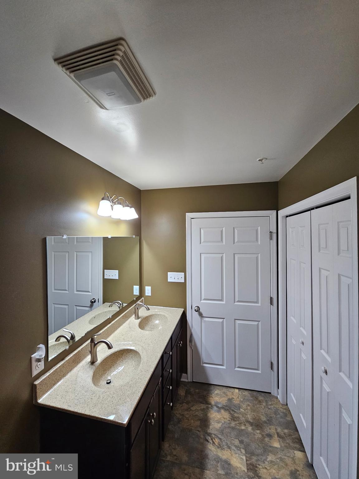 12845 Independence Road Clear Spring, MD 21722 - Photo 9 of 19
