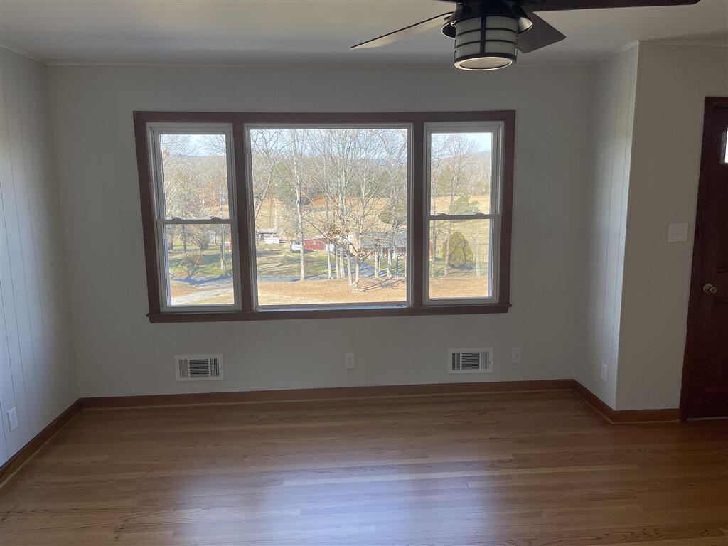 5289 Forge Road Glasgow, VA 24555 - Photo 21 of 42 180768img_0532_180768_S