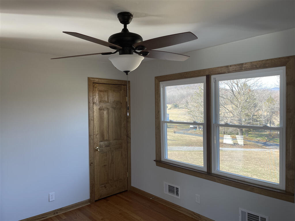 5289 Forge Road Glasgow, VA 24555 - Photo 25 of 42 180772img_0537_180772_S