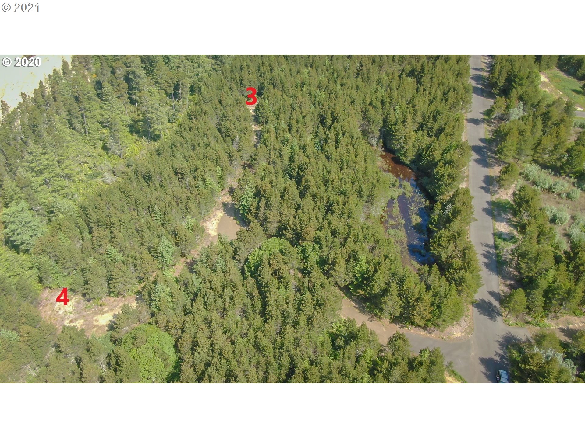 Bellevue Drive, Unit 4 Florence, OR 97439 - Photo 4 of 6 a picture of a city