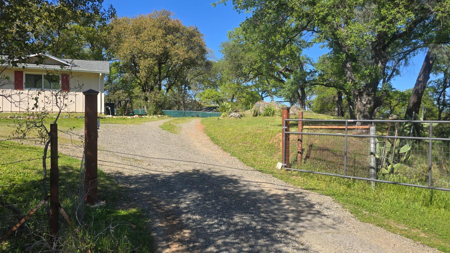 11592 Peoria Road Browns Valley, CA 95918 - Photo 8 of 49 a view of a patio with chair and table of the house