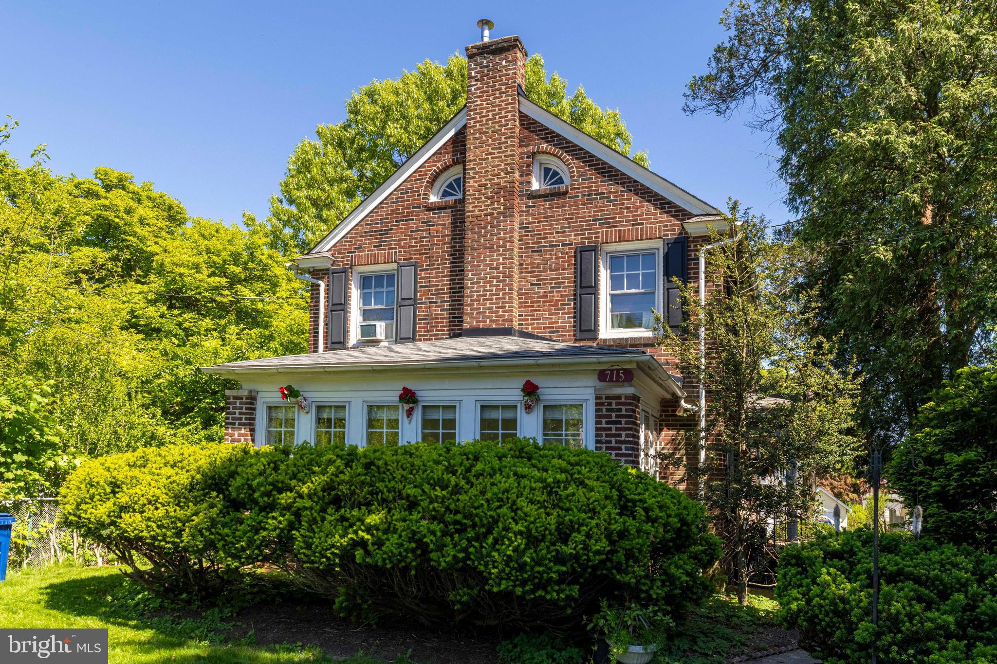 715 North Easton Road Glenside, PA 19038 - Photo 4 of 59 a front view of a house with a yard