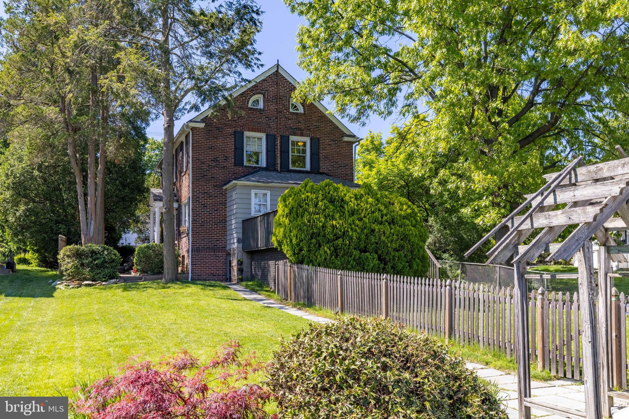715 North Easton Road Glenside, PA 19038 - Photo 43 of 59 a house with swimming pool in front of it