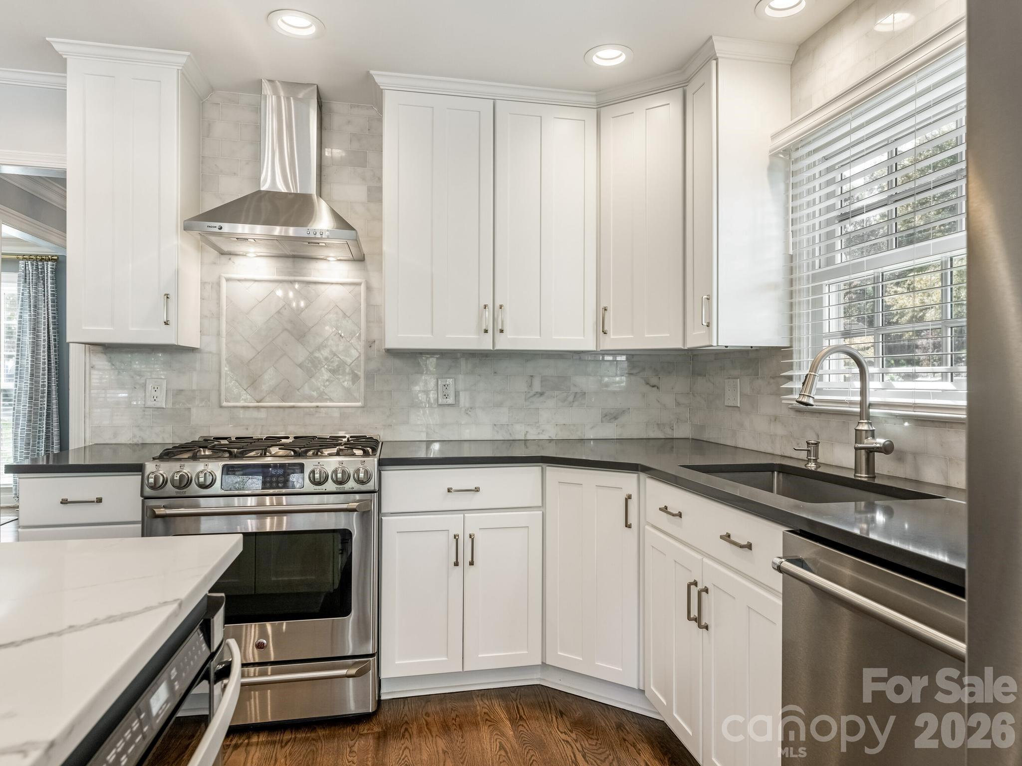 3524 Chevington Road Charlotte, NC 28226 - Photo 11 of 31