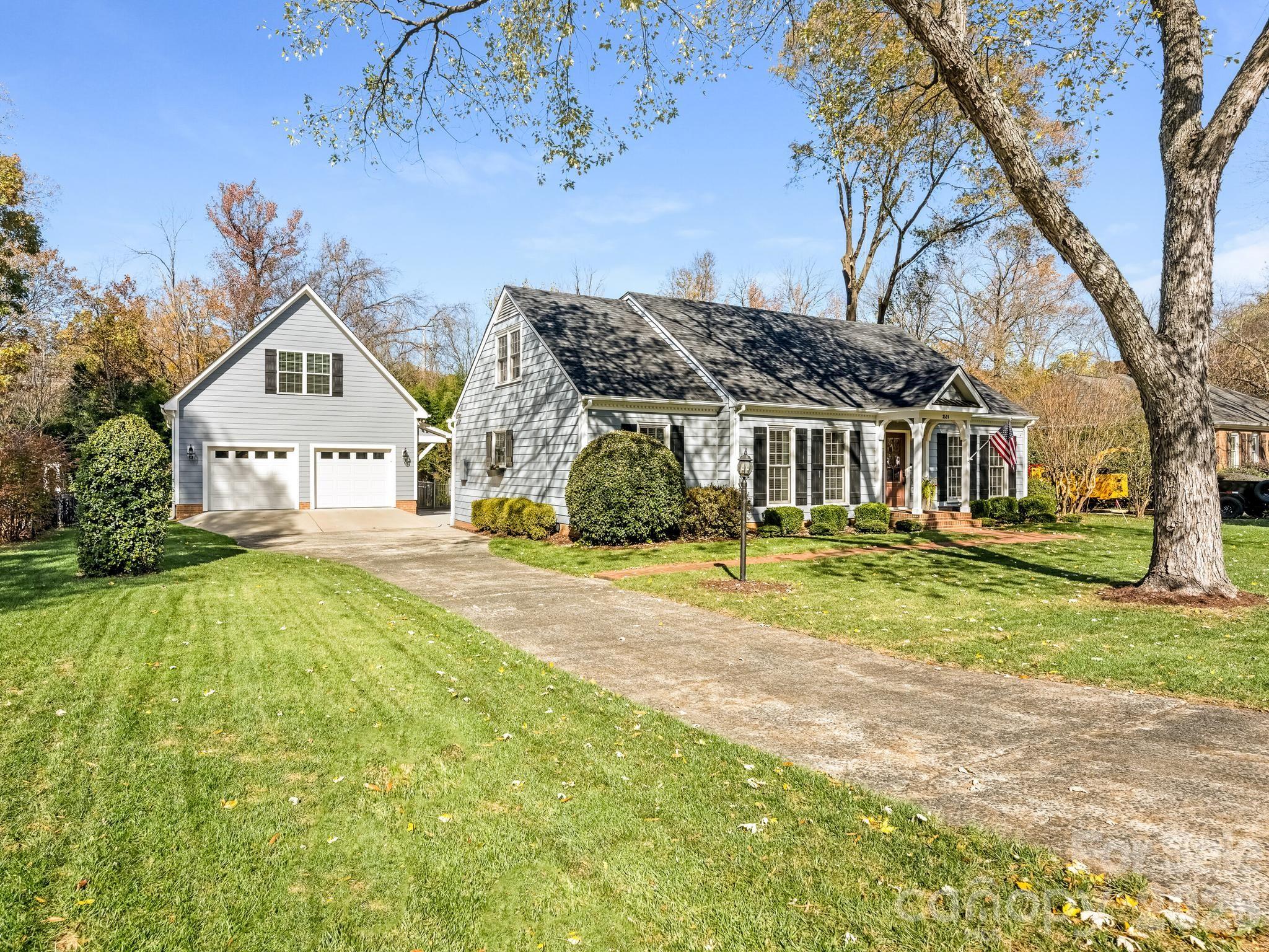 3524 Chevington Road Charlotte, NC 28226 - Photo 3 of 31