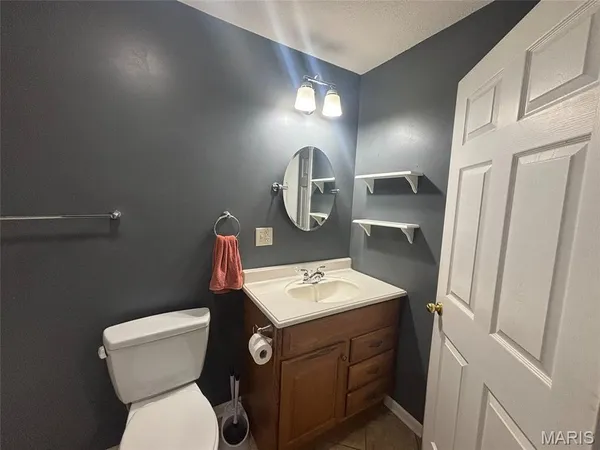 $169,000 | 406 Riverside Street, Hannibal, MO 63401