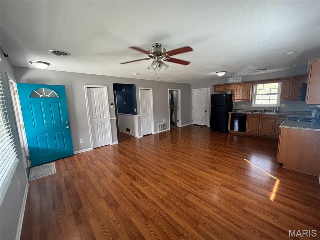 406 Riverside Street Hannibal, MO 63401 - Photo 9 of 11