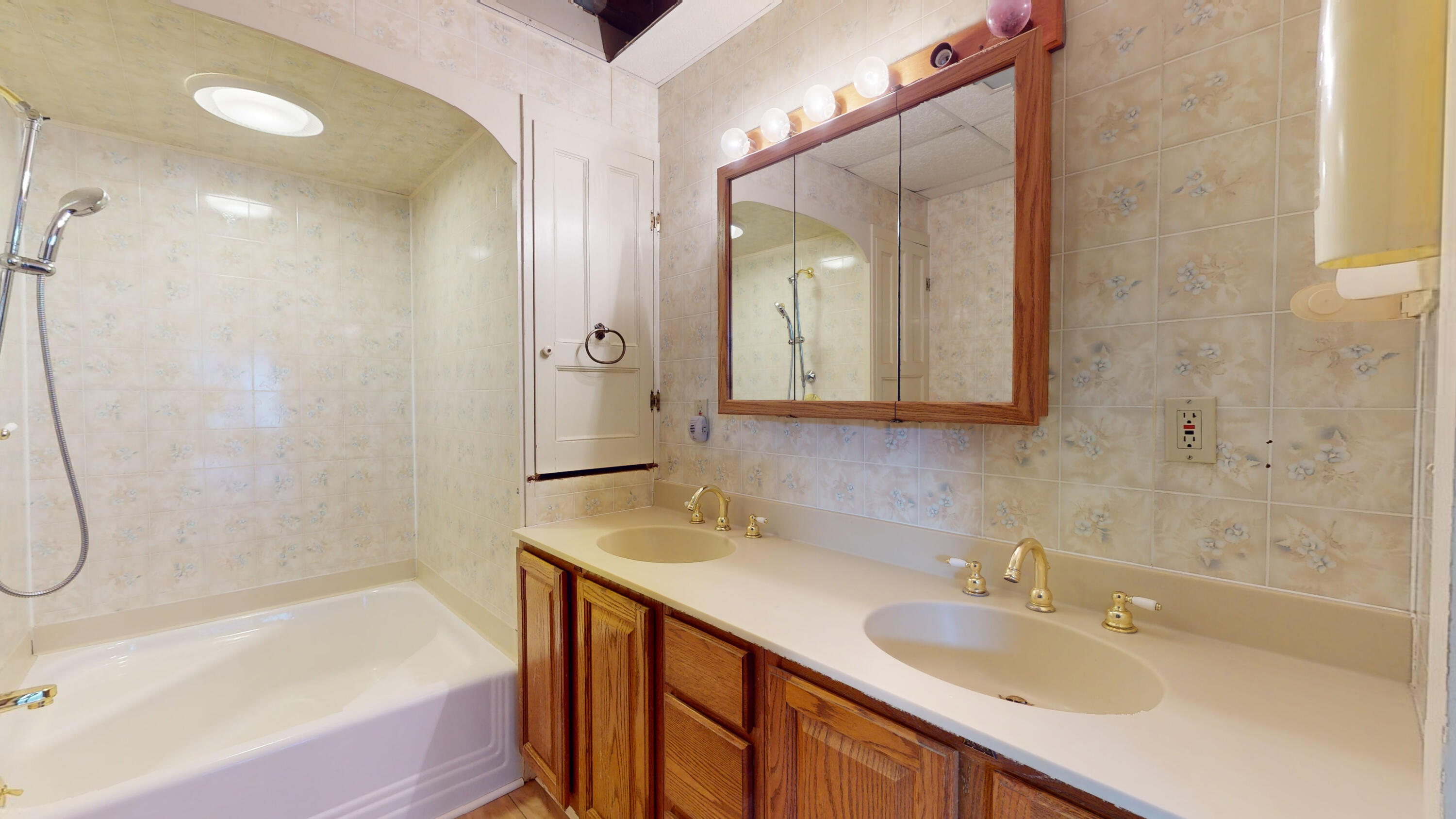 632 Main Street Lewiston, ME 04240 - Photo 23 of 96 632-Main-St-Lewiston-ME-04240-08242023_0