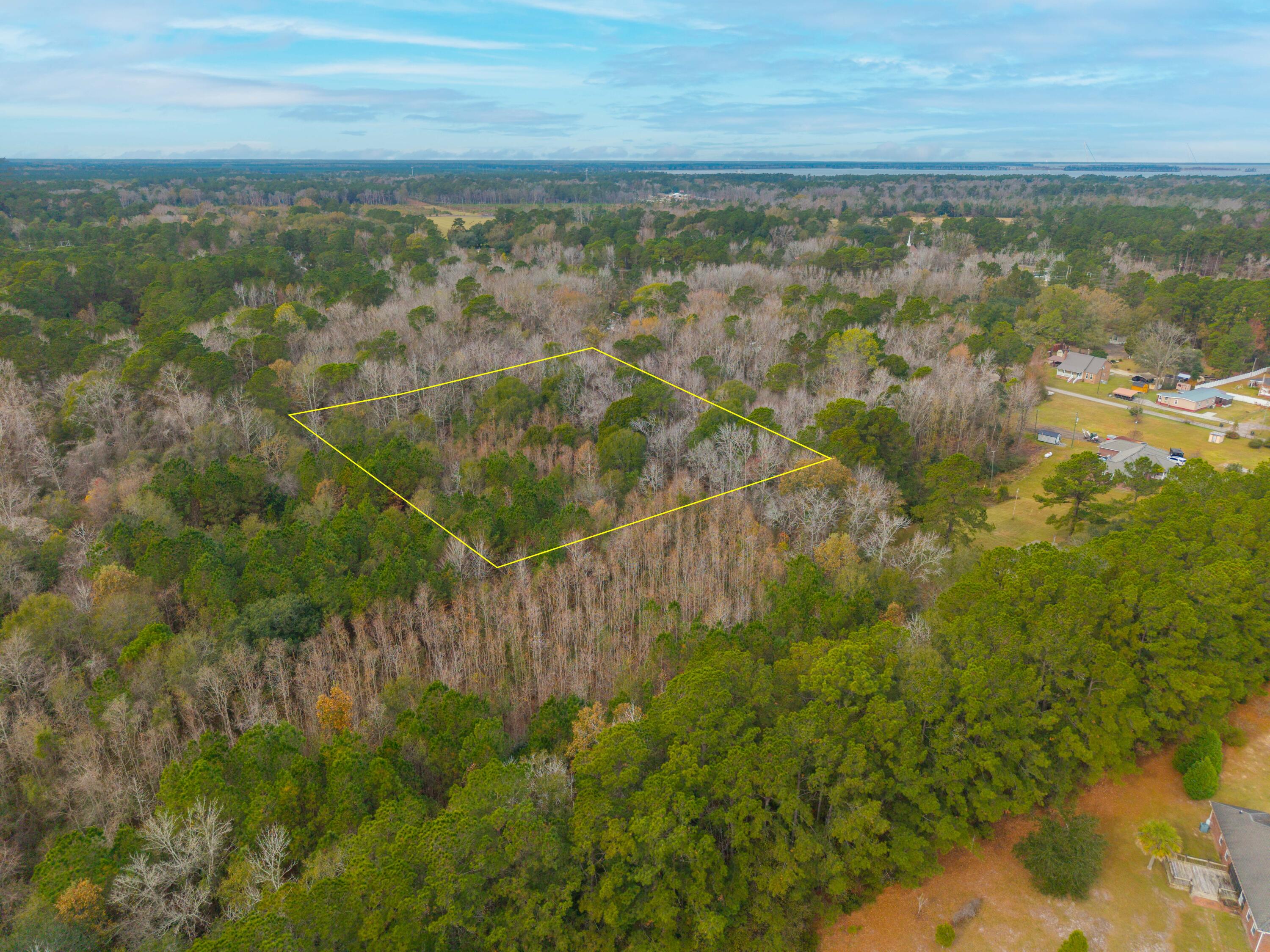 263 Haynesville Extension Moncks Corner, SC 29461 - Photo 17 of 26 DJI_20251201110756_0055_D-Edit