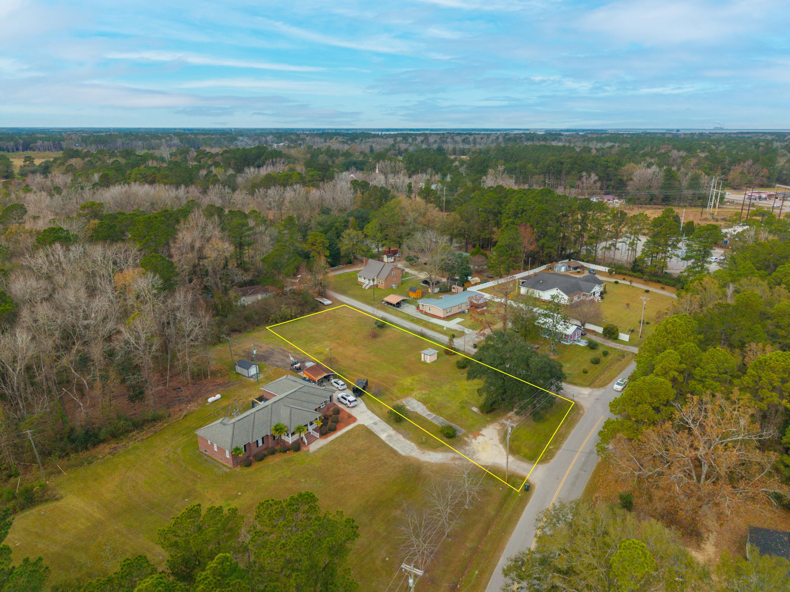 263 Haynesville Extension Moncks Corner, SC 29461 - Photo 3 of 26 DJI_20251201110230_0040_D-Edit