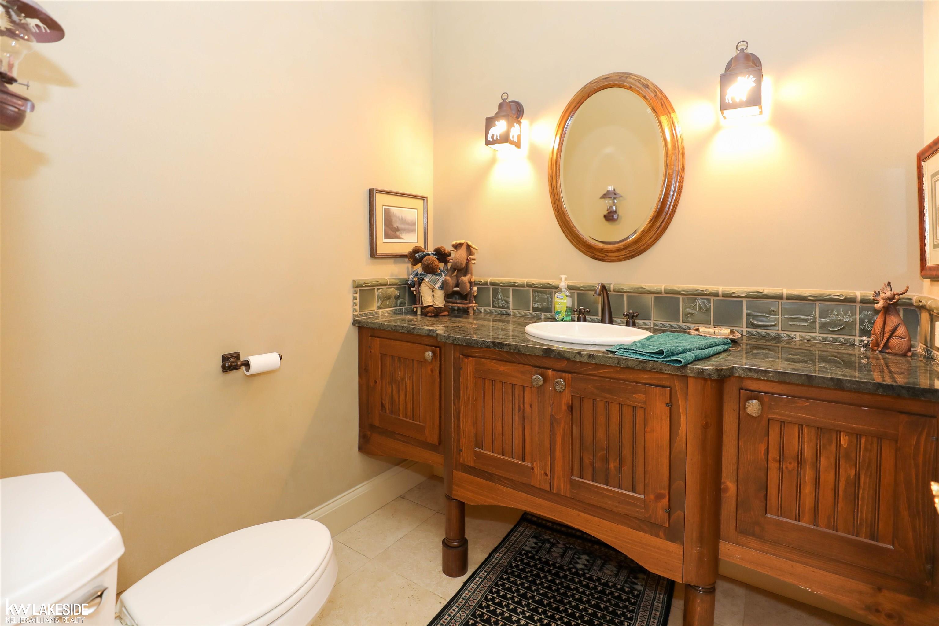2000 Touraine Drive Rochester, MI 48306 - Photo 17 of 74