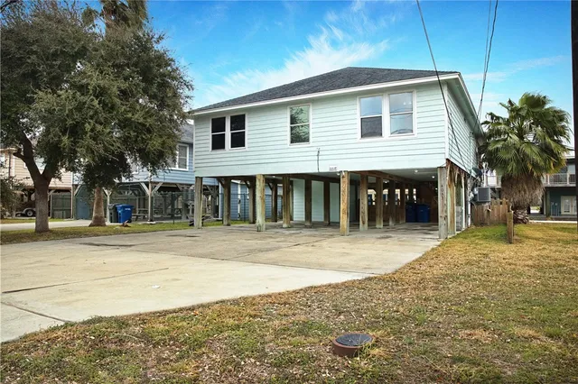 $489,999 | 4033 Laguna Shores Road, Corpus Christi, TX 78418