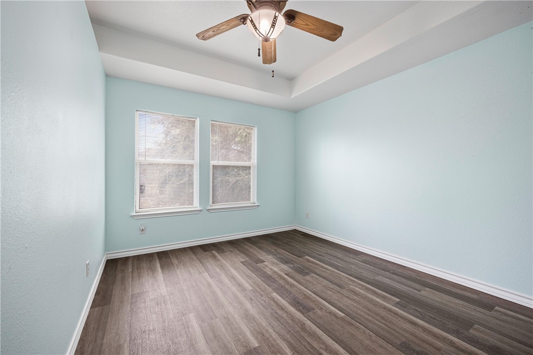 4033 Laguna Shores Road Corpus Christi, TX 78418 - Photo 16 of 30