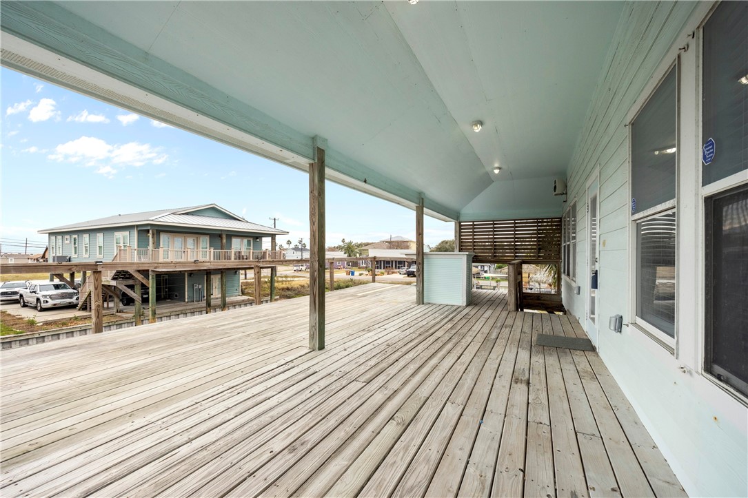 4033 Laguna Shores Road Corpus Christi, TX 78418 - Photo 22 of 30