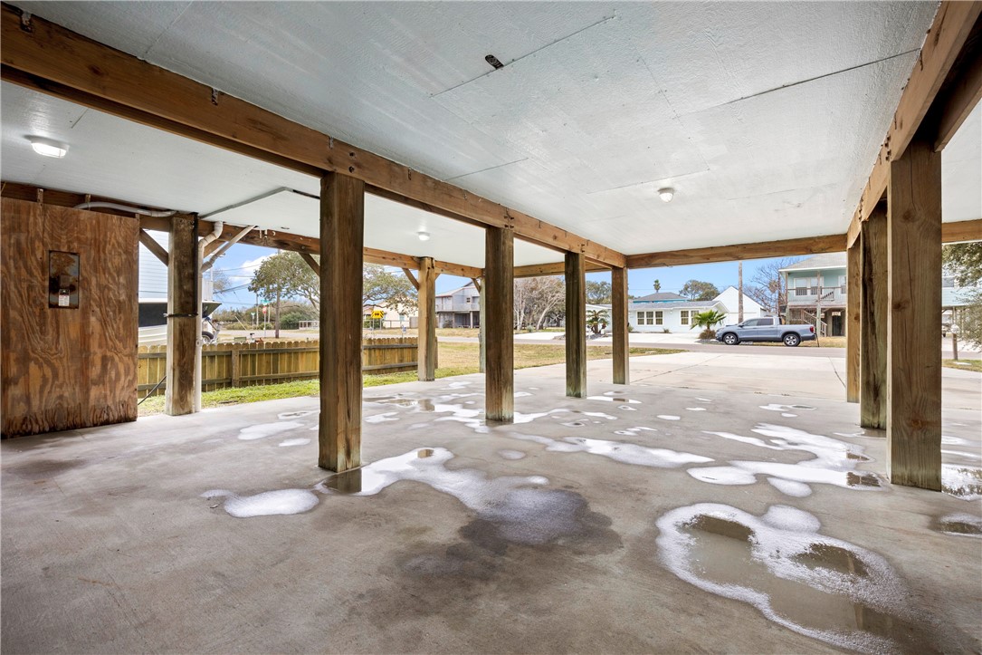 4033 Laguna Shores Road Corpus Christi, TX 78418 - Photo 27 of 30